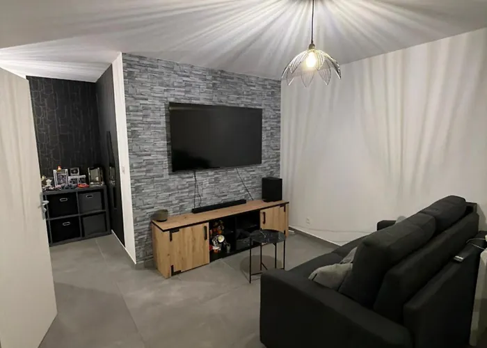 Grand Bien Situe דירה