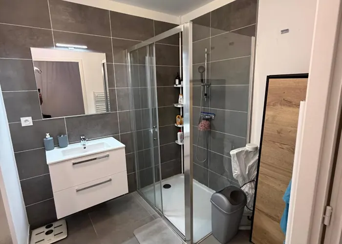 Grand Bien Situe אז'אקסיו